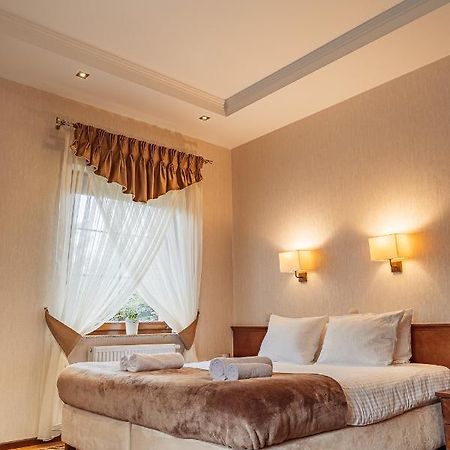 Hotel Dwor Choiny Kazimierzowka Ngoại thất bức ảnh