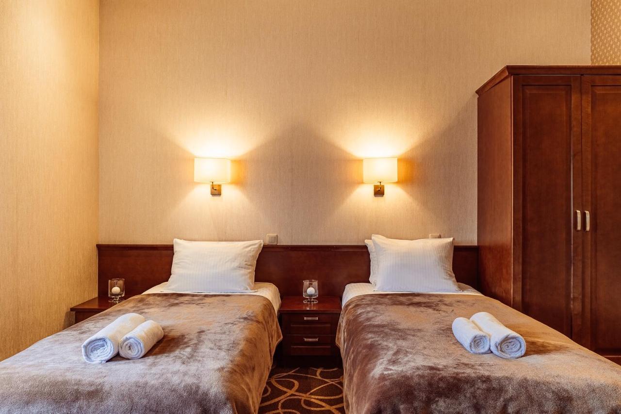 Hotel Dwor Choiny Kazimierzowka Ngoại thất bức ảnh